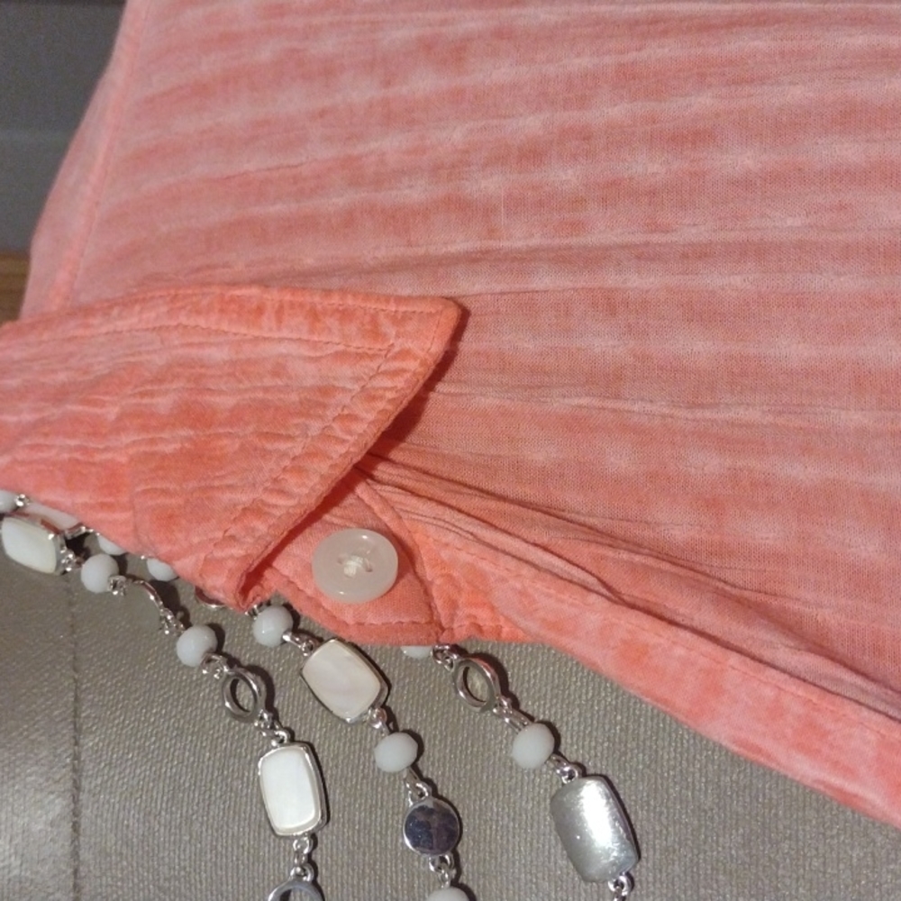 Maurices Large Coral/Salmon Button Down top. - Picture 7 of 7